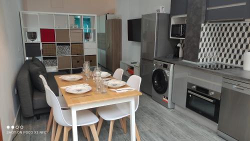 APARTMENTSUITESPAIN PLAYA - UNIVERSIDADes, Valencie (fotografie 7)