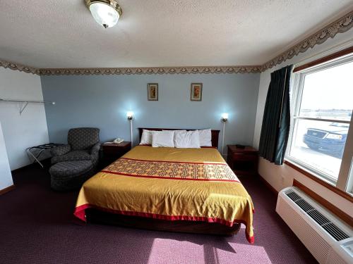 Attica Inn