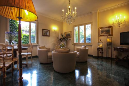 Hotel Atlantico - image 2