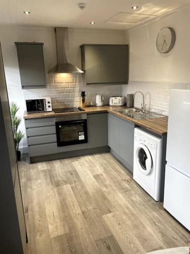 Priestley Apartments Ap 2 - No Mans Heath