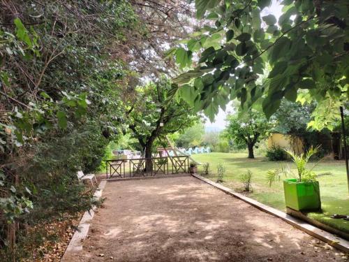 villa au pied du Luberon avec piscine