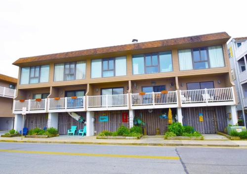 Seal Beach 13N townhouse