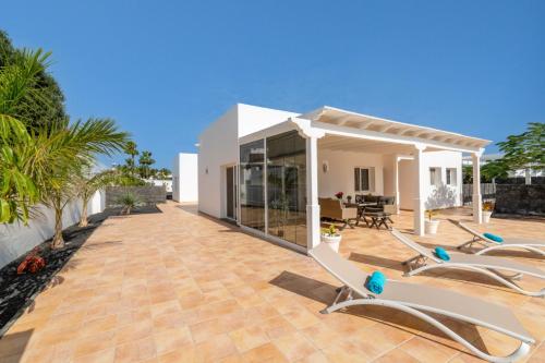 Villa Oscar Lanzarote by Villa Plus