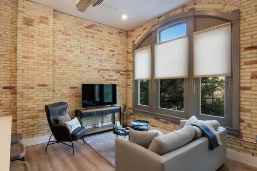 Golden Lofts Unit 3 Downtown Traverse City 2bd 2ba - image 5