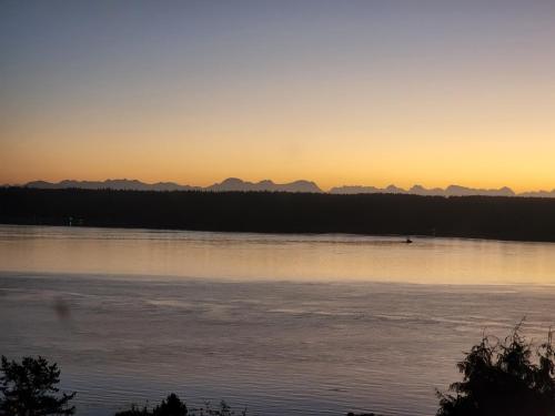 Oceans Edge Suite in Campbell River, Canada