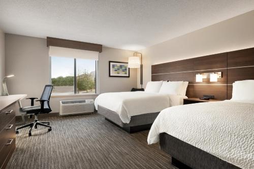 Holiday Inn Express Hotel & Suites Anniston/Oxford, an IHG Hotel