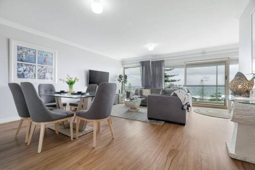 Three-Bedroom Apartment image 10