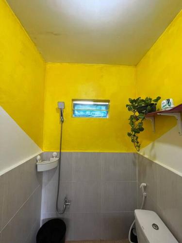 Bathroom, Hidden Urban Space w/ Mini Theater Netflix & Games in Cainta