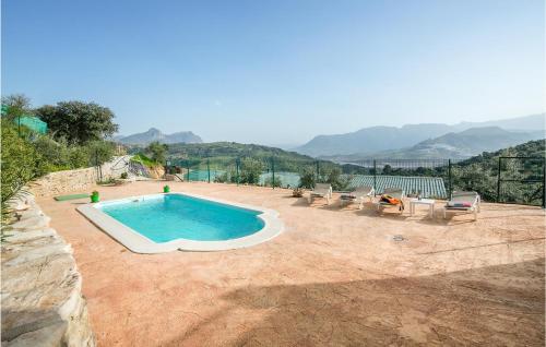 Amazing Home In Algodonales With Outdoor Swimming Pool, Wifi And 4 Bedrooms