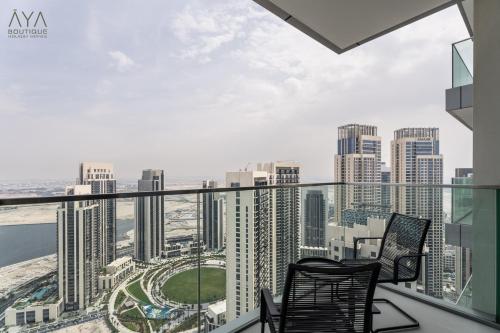 Balcony/terrace, Elegant Luxury Apartment with Stunning Lake Views in Dubai Creek Harbour By AYA Boutique in Dubai Festival City