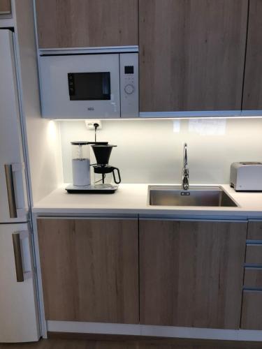 2 rooms, in front of the sea, free parking, Oulu (photo 8)