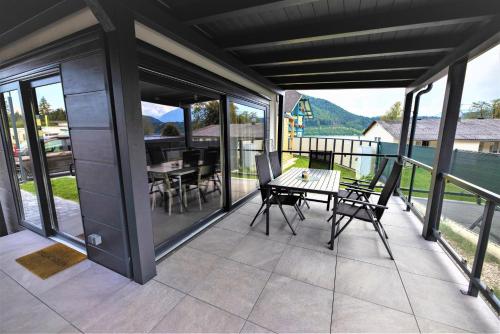 2 bedrooms, 3 beds