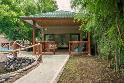 View, Lunar Dive Resort : Bamboo Villas in Tulamben