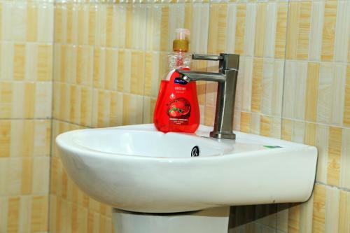 Igwe Home - Tap to explore photos