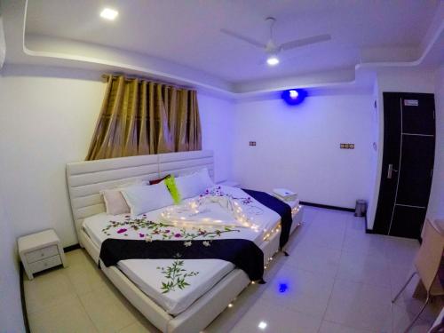 K. INN Kaashidhoo photo 1