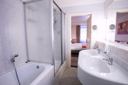 Trip Inn Hotel Ariane - 화장실