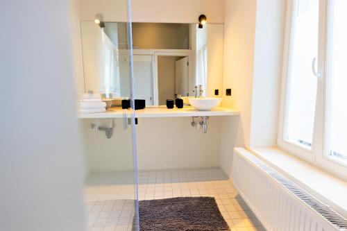 Luxury Suites Princess by Rikas Hotels, Antwerp (photo 9)