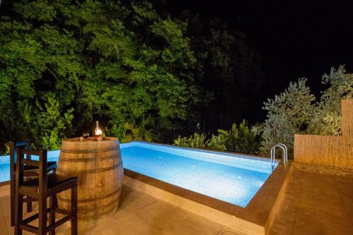 Villa Keyf inlice, 4 Bedroom, Large Pool and Fully Pricacy Garden and pool