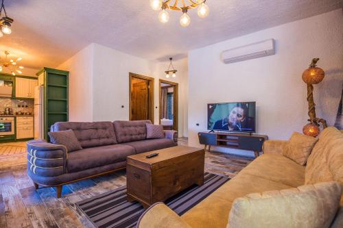 Villa Keyf inlice, 4 Bedroom, Large Pool and Fully Pricacy Garden and pool