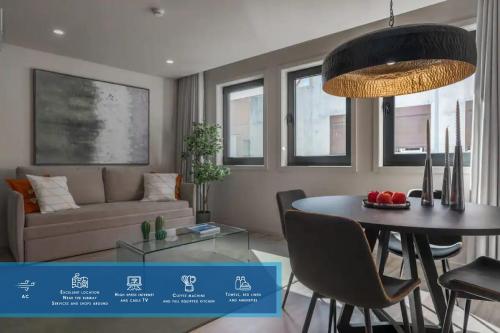 City Luxury Apartment, Downtown Porto near Metro, Porto