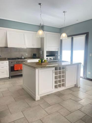Precioso Chalet Vista Mar in มาร์เดลพลาตา