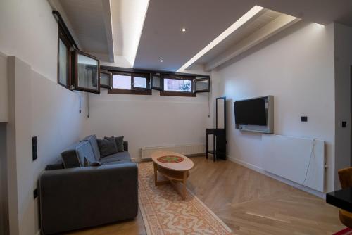 Farmaki Residence, Plaka Room Type - One-Bedroom Apartment