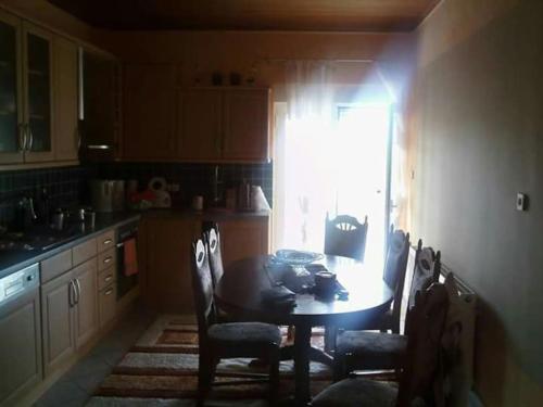 Mama Sofias House Cozy 2 Bedroom Apartment in 卡納拉基