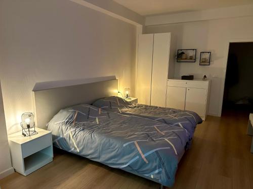 Studio Apartment image 7