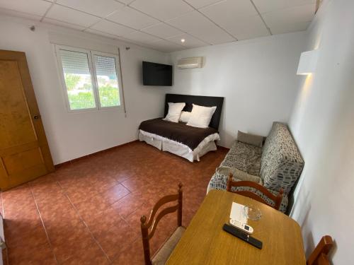 APARTAMENTOS HUERTA DE LA CAÑADA - image 2