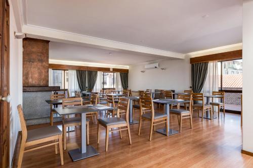 อาหารและเครื่องดื่ม, Hotel Moinho De Vento in วีซู