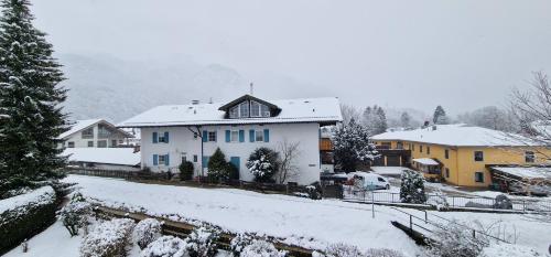ciao-aschau FeWo Schöne-Aussicht (ciao-aschau FeWo Schone-Aussicht) in 阿紹(希姆高)