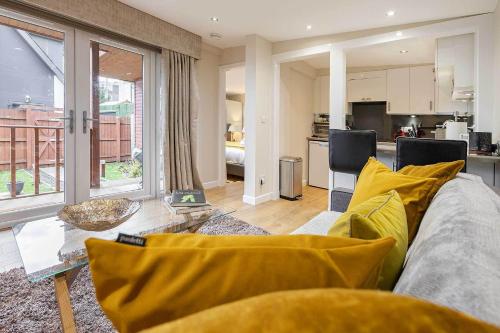 Garthill Lodge & Studio - Apartment - Falkirk