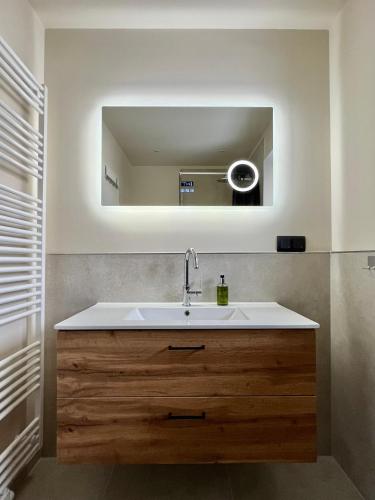 Deluxe Apartment image 10