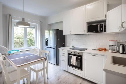 70m2 2+1 apartment 5 min walk from Hradcany Area