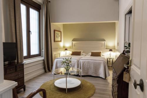 Double or Twin Room room in Art Boutique Hotel Chamarel