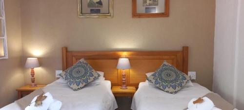 Autumn Breeze Manor Guest House