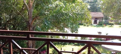 Autumn Breeze Manor Guest House