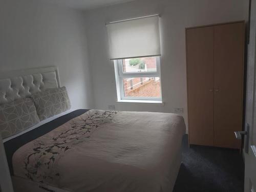 City, Celtic park & Emirates Stadium Apartment, for families or age over 23