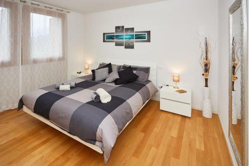  Center Aviano Comfort Suite FREE PARKING WIFI in Aviano