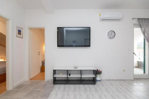 Apartment in Supetar with terrace, air conditioning, W-LAN 3553-4, Supetar (fotografie 5)