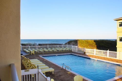 Double Room with Pool View
