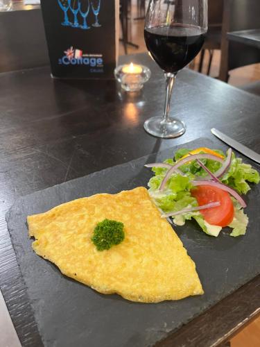 Logis Cottage Hôtel - image 12