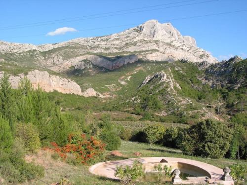 Maison à Aix en provence au pied de la Sainte Victoire