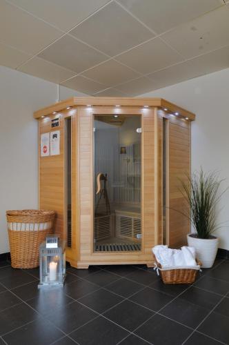 สปา, Best Western Nya Star Hotel in อาเวสตา