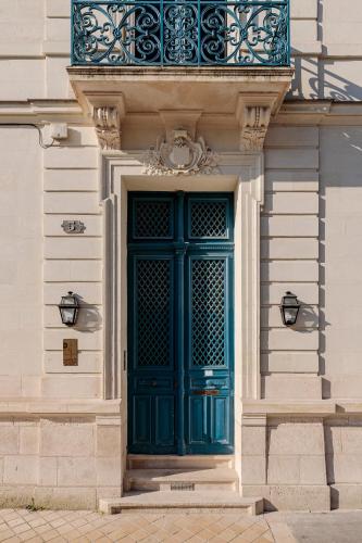 Frenchdoor Tours Corneille - image 3