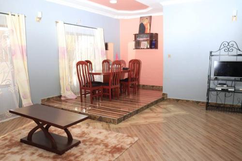 A modern home in Arusha! Perfect location.
