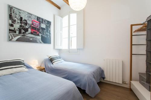 Apartment with Terrace image 5