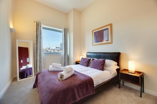 Week2Week Fabulous 1 bed Newcastle Flat - image 10