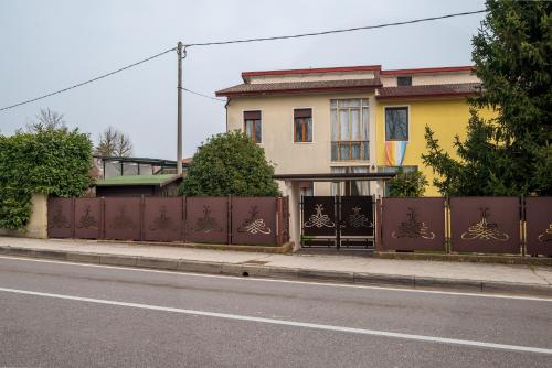 The River Bank House - La casa davanti all'argine