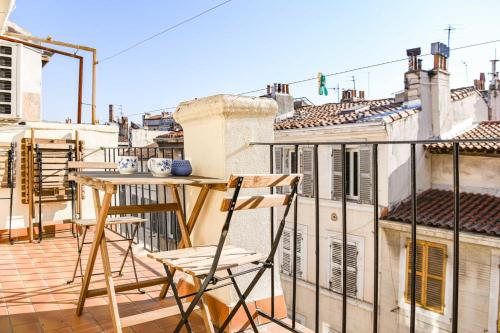 Terrasse ensoleillée au coeur du Cours Julien - Location saisonnière - Marseille